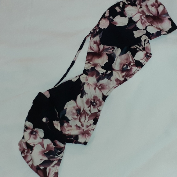 Honey Punch Floral Off Shoulder Crop Top - Picture 3 of 7